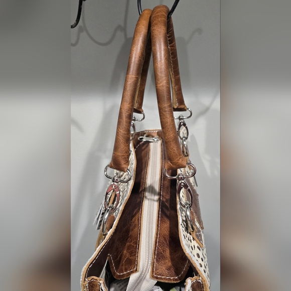 Pure Dixie Dundee Ambition Carry/Conceal Croc Embossed Leather Satchel - Picture 8 of 10